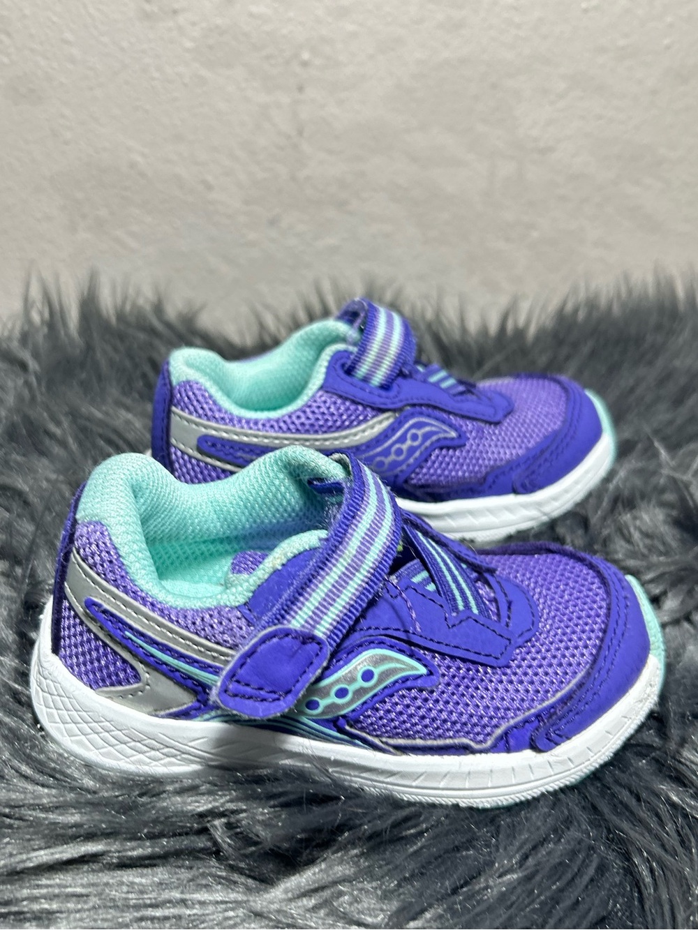 Saucony Toddler VelcroPurple Mint Sneaker Size 6M